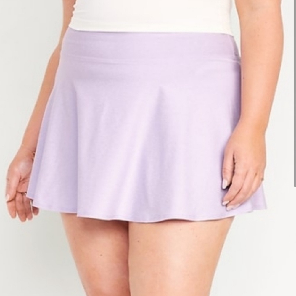 Old Navy Cloud+ Skort in Lavender